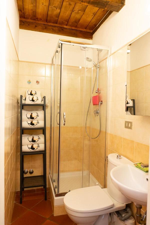 Le Streghe Rooms E Art,Centralissimo Con Garage Su Richiesta リヴォルノ エクステリア 写真