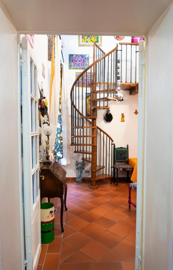 Le Streghe Rooms E Art,Centralissimo Con Garage Su Richiesta リヴォルノ エクステリア 写真